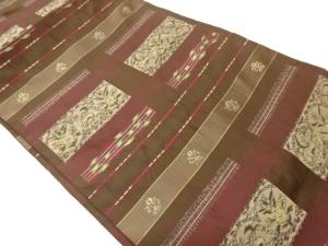 横段に草花・動物模様織出し名古屋帯